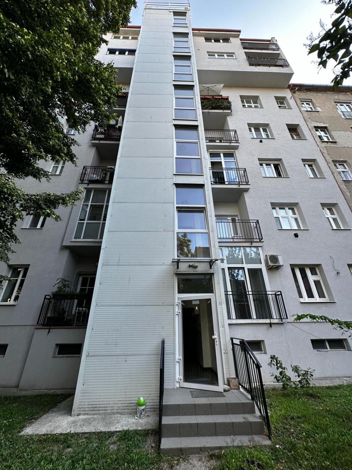 Urban Zenhouse No.2 - Breakfast Included Leilighet Bratislava Eksteriør bilde