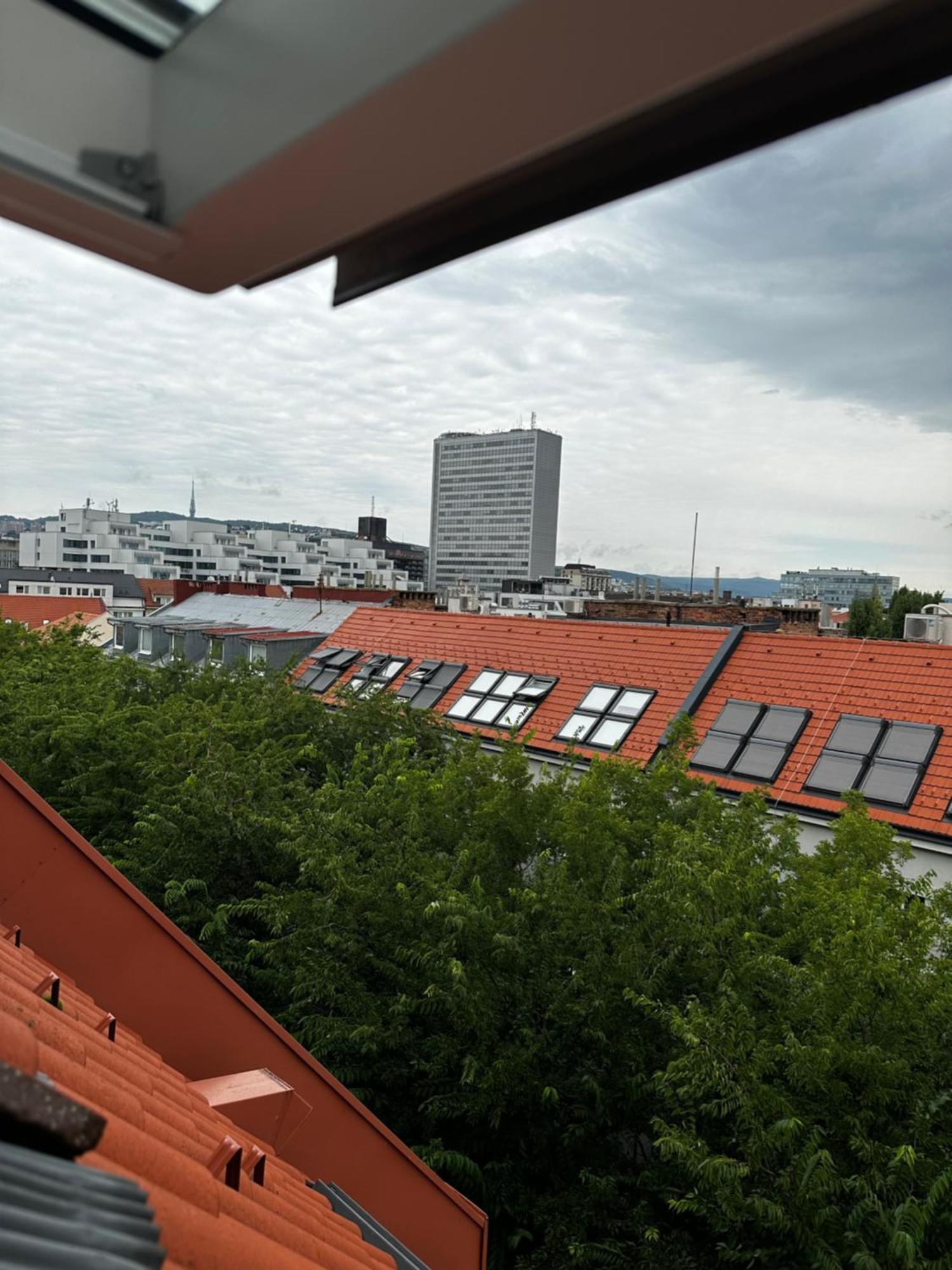 Urban Zenhouse No.2 - Breakfast Included Leilighet Bratislava Eksteriør bilde